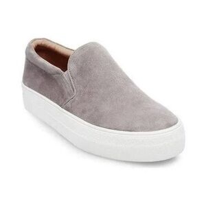 Steve Madden Gills Suede Platform Slip On Sneaker in Gray Size 7.5